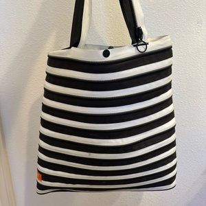 ZIPIT Tote bag very good condition